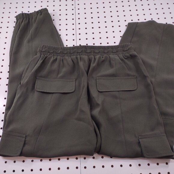 Gemma & Jane Flowy Cargos, Polyester Feel, Size Small - Picture 8 of 8